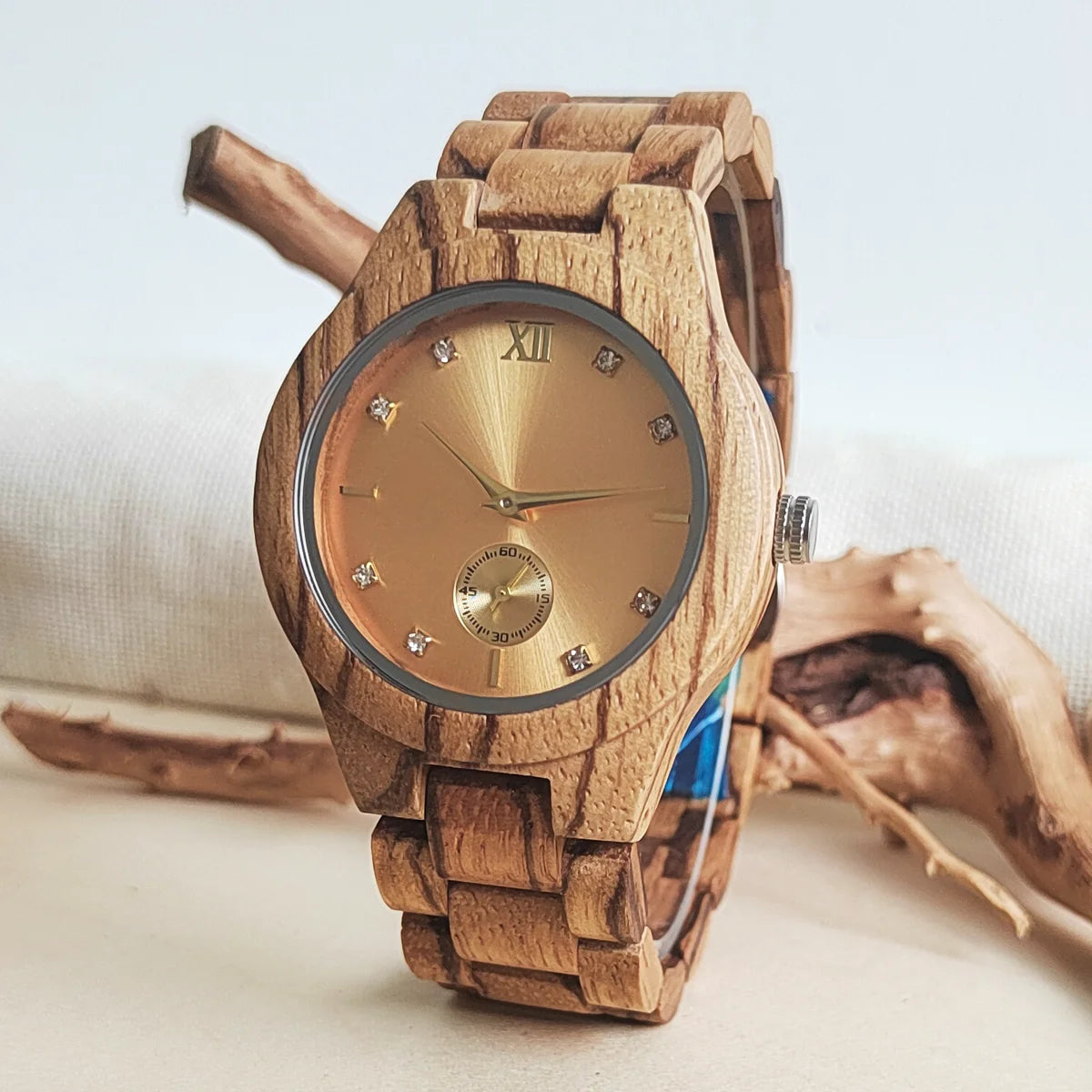 Wood Women Watches Wrist for Woman Luxury Fashion Ladies Quartz Wristwatches Luminous Date Week Wooden Watch Girlfriend Gift